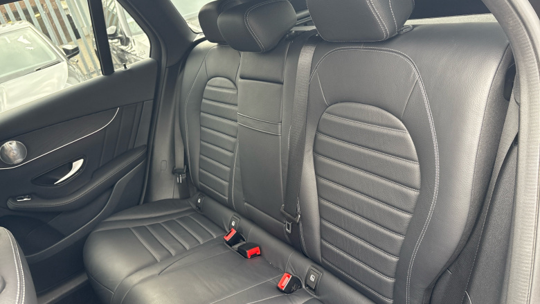 Mercedes-Benz GLC 300d 4Matic AMG Line Premium Pls 5dr 9G-Tronic Diesel Estate